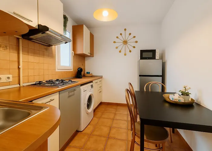 Downtown Apartment
